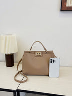 Large Capacity Simple Stylish Good Texture Commuter Messenger Bag