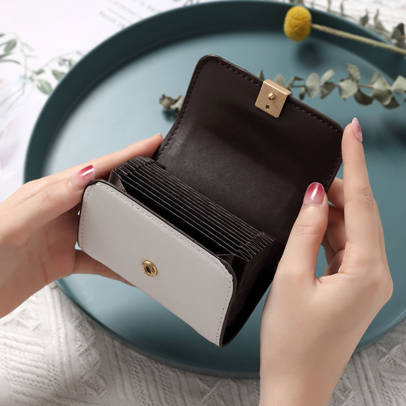 Simple Women's Small Card Bag Fashion Organ Buckle Zero Wallet